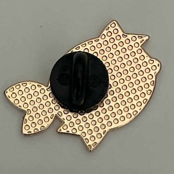 ENAMEL LEMON ‘BITTER’ PIN NEW - Picture 2 of 2